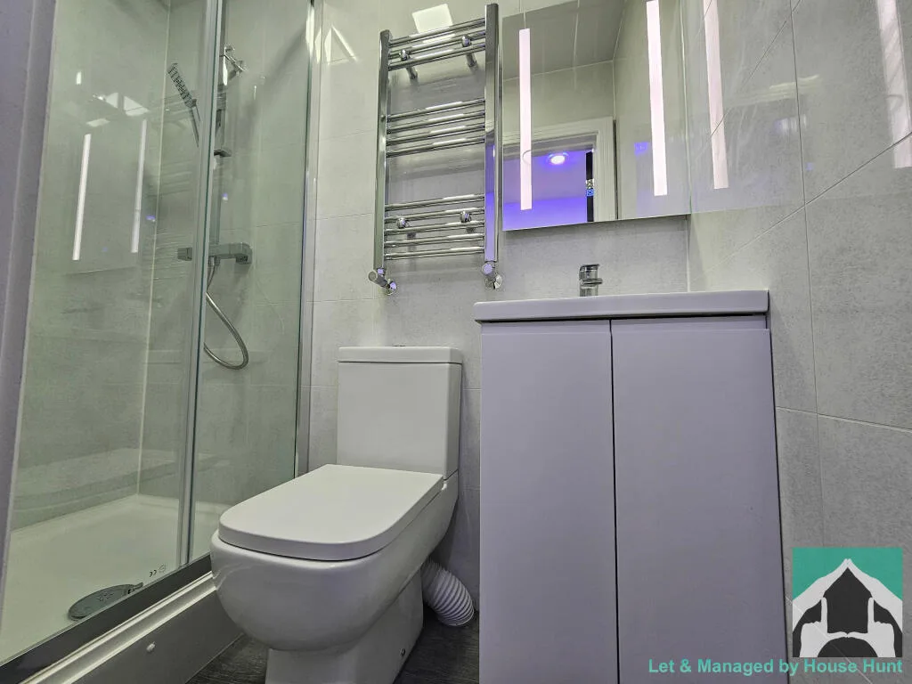 9 bedroom house for rent