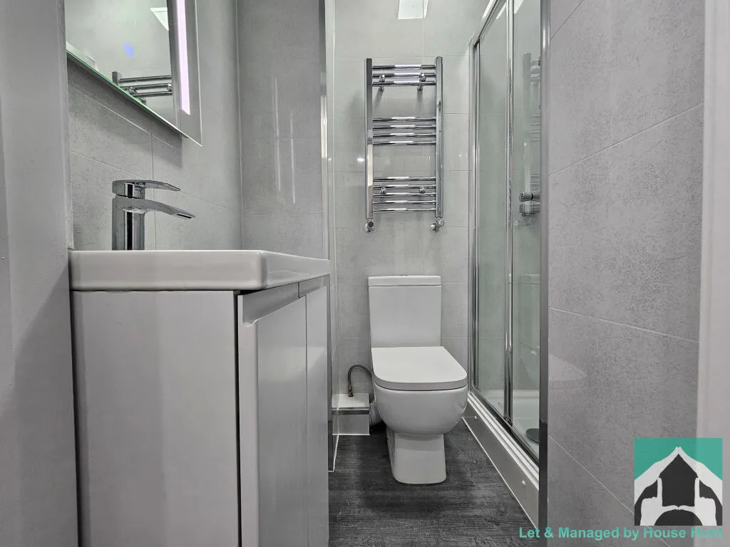9 bedroom house for rent