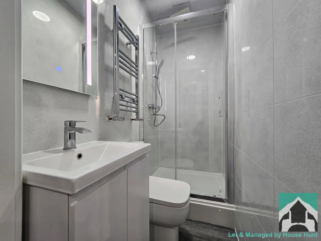 9 bedroom house for rent