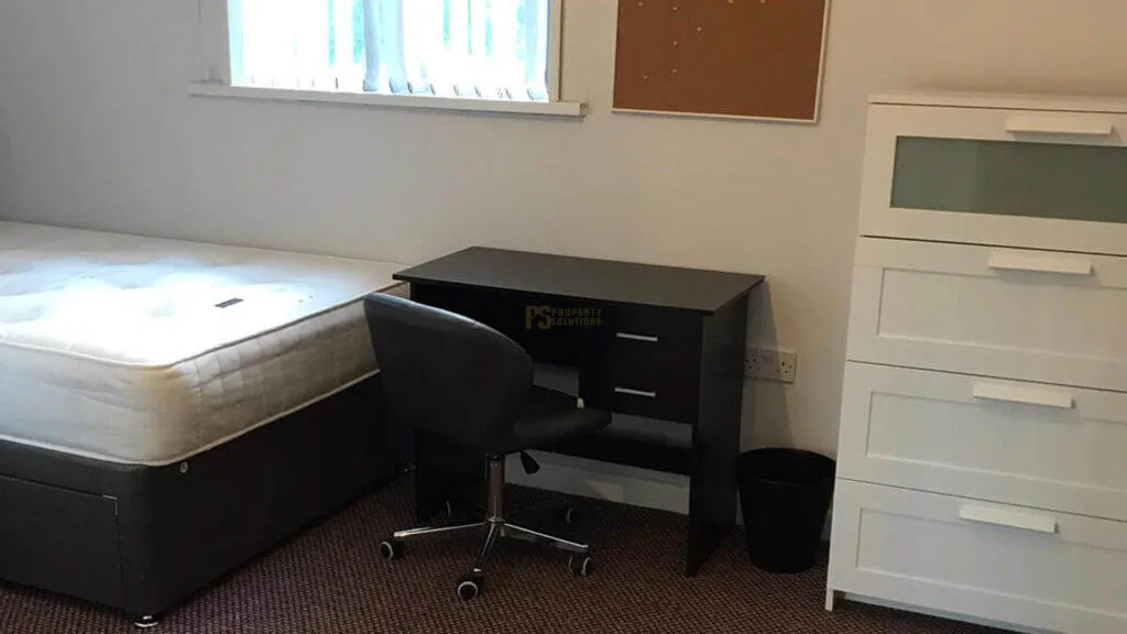 7 bedroom terraced house for rent