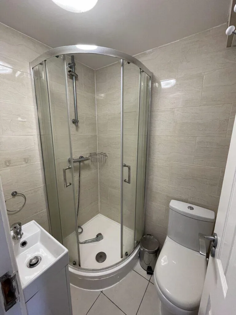 7 bedroom terraced house for rent