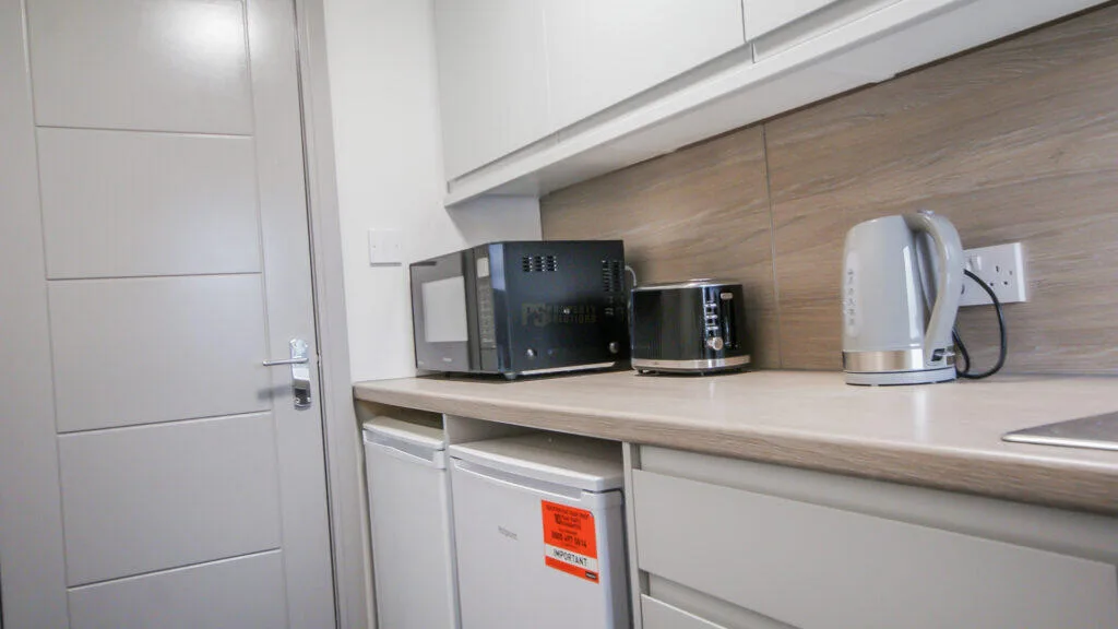 7 bedroom terraced house for rent