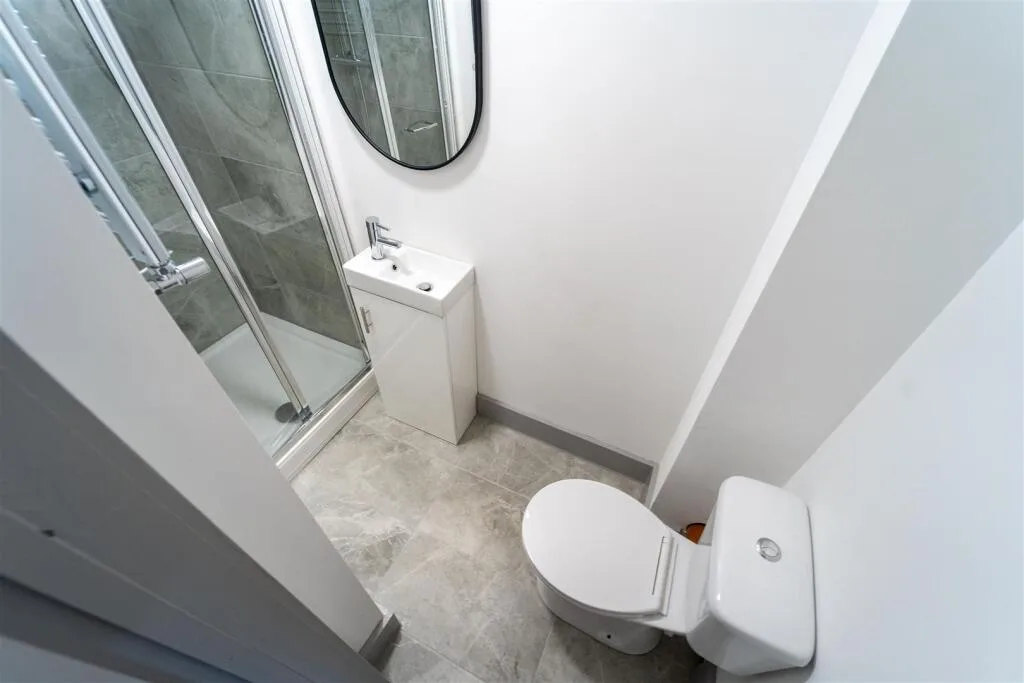 5 bedroom house for rent