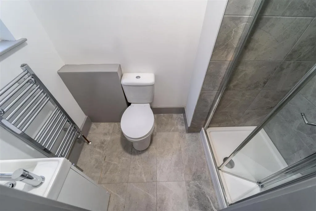 5 bedroom house for rent
