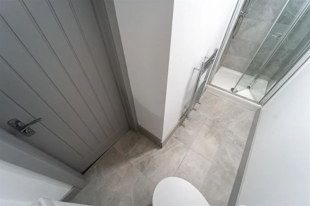 5 bedroom house for rent