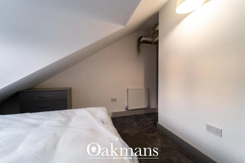 5 bedroom house for rent