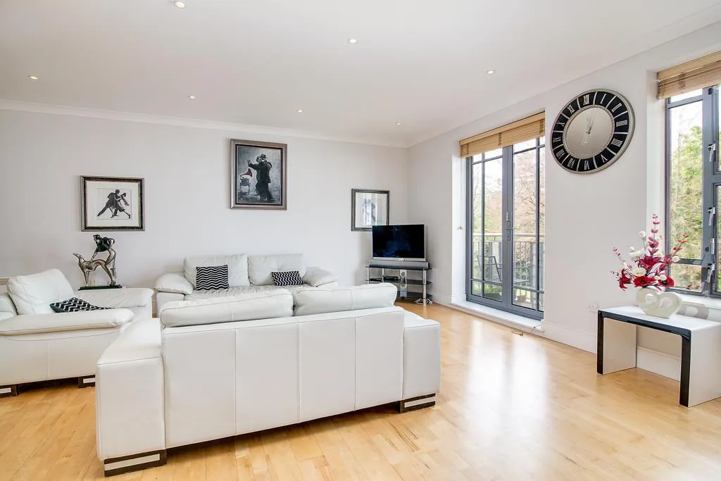 3 bedroom apartment for rent