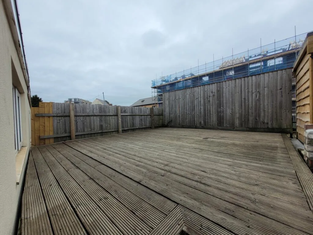 8 bedroom terraced house for rent