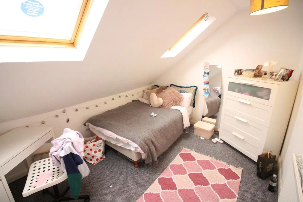 7 bedroom terraced house for rent