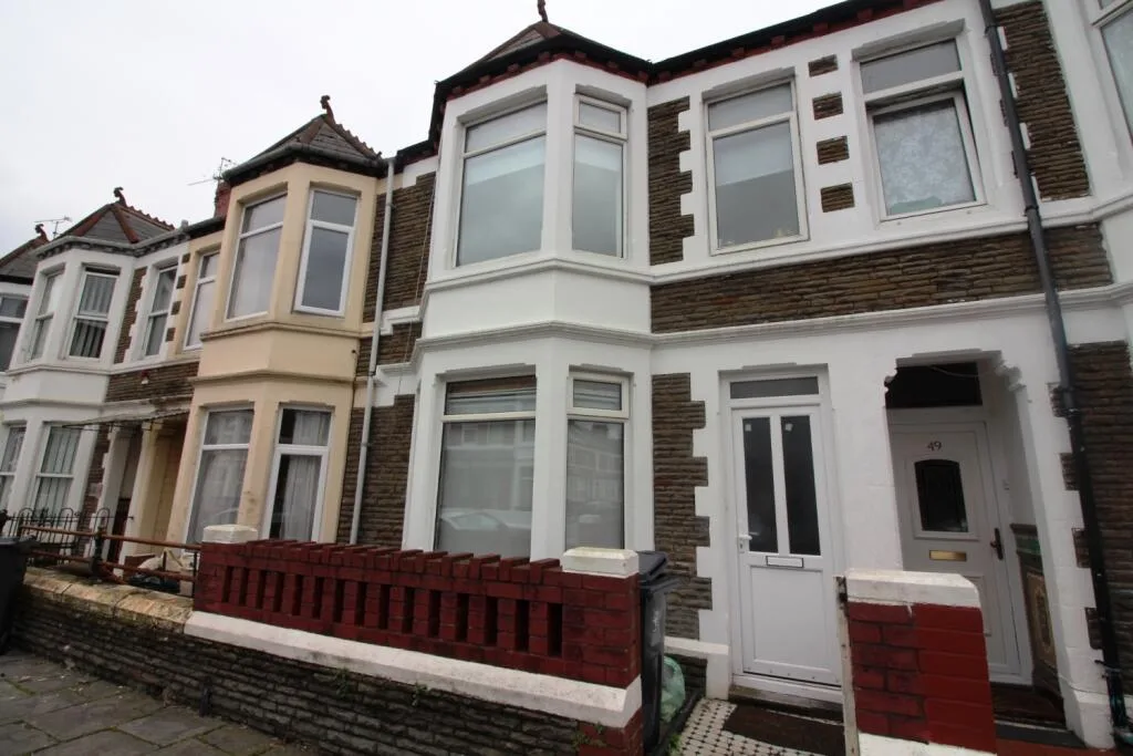 7 bedroom terraced house for rent