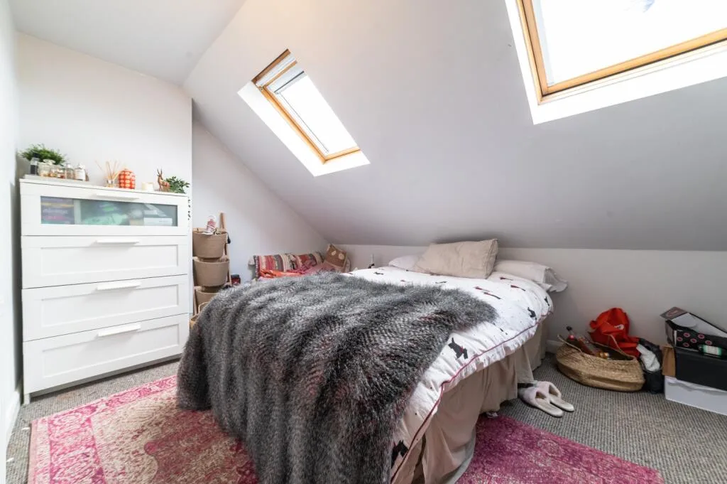 8 bedroom terraced house for rent