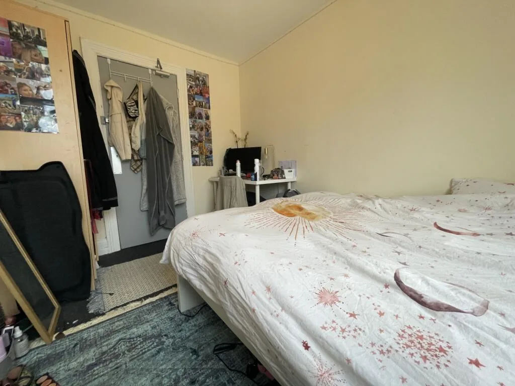 8 bedroom terraced house for rent