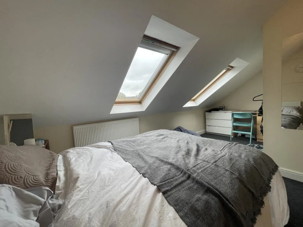 8 bedroom terraced house for rent