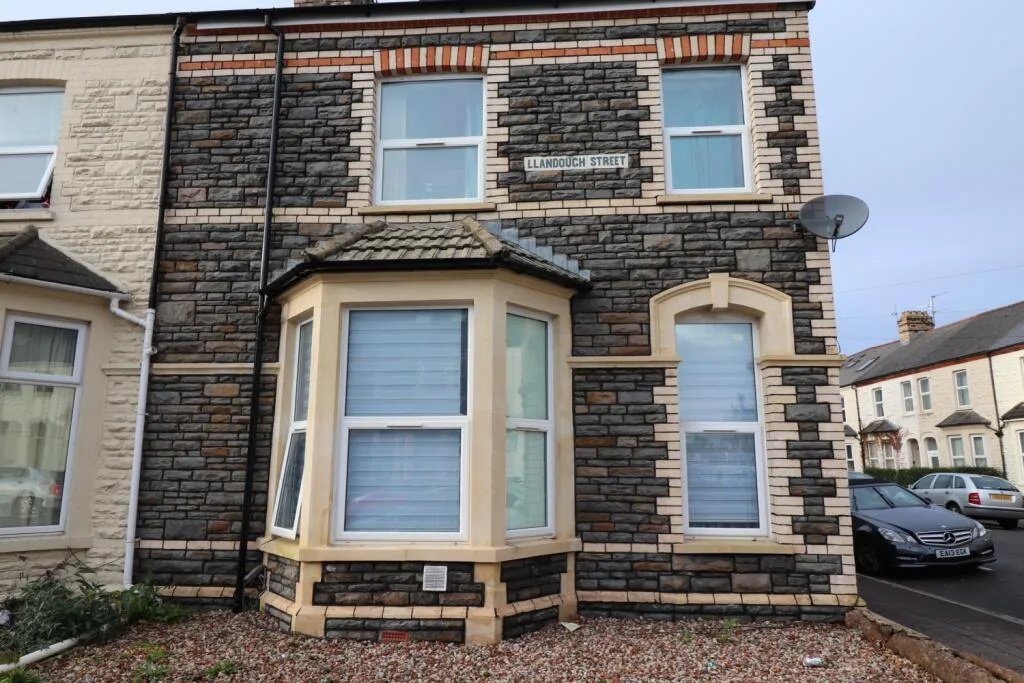 8 bedroom terraced house for rent