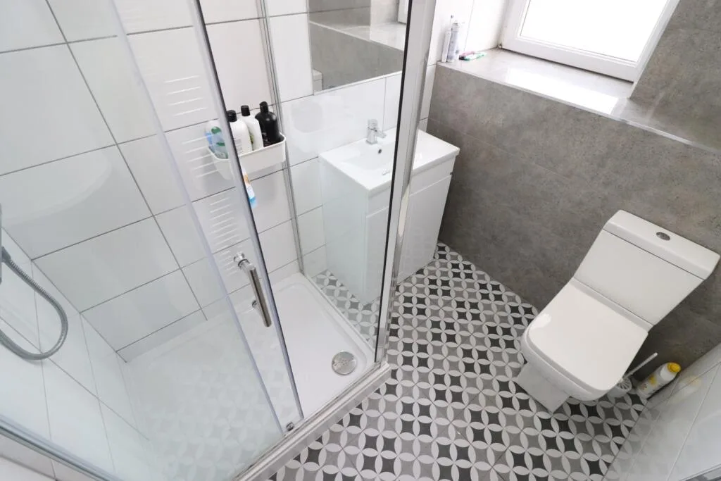 6 bedroom terraced house for rent