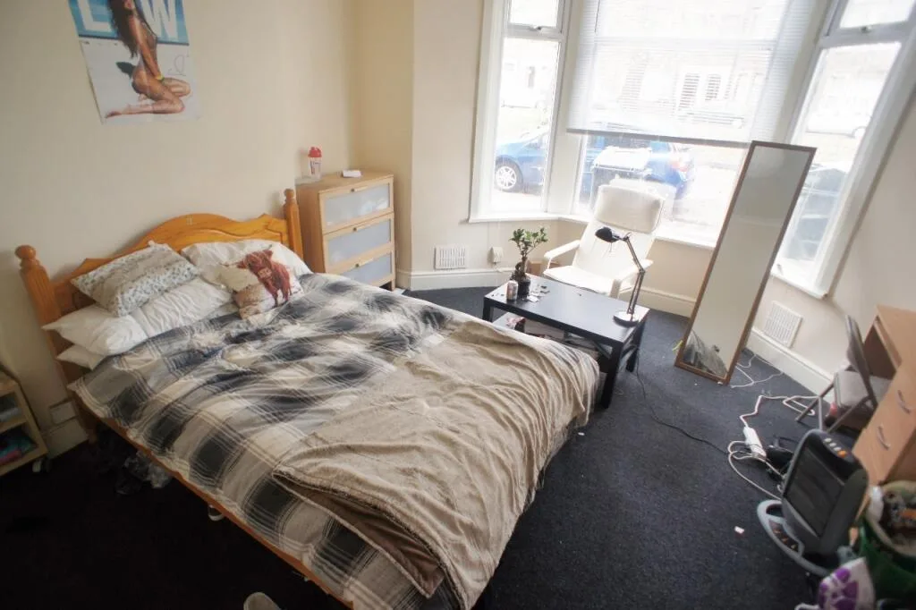 3 bedroom flat for rent