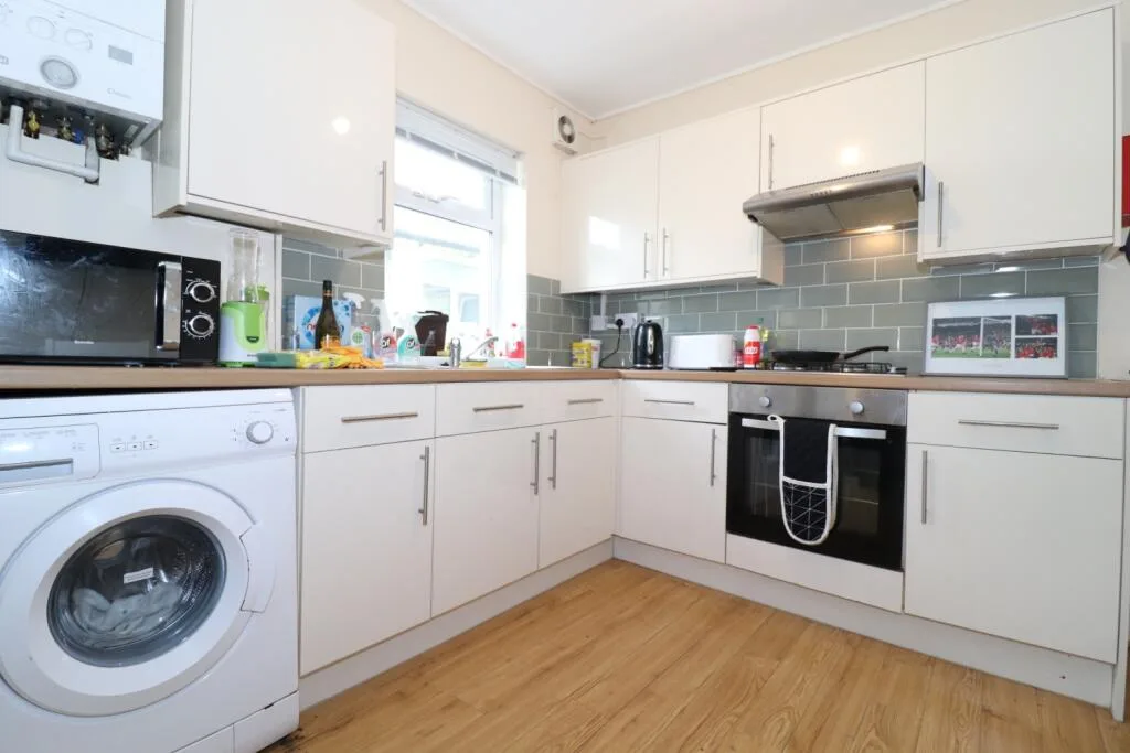3 bedroom flat for rent