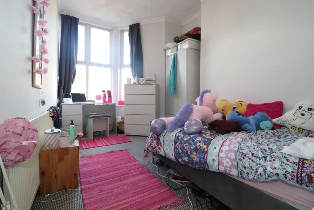 3 bedroom flat for rent