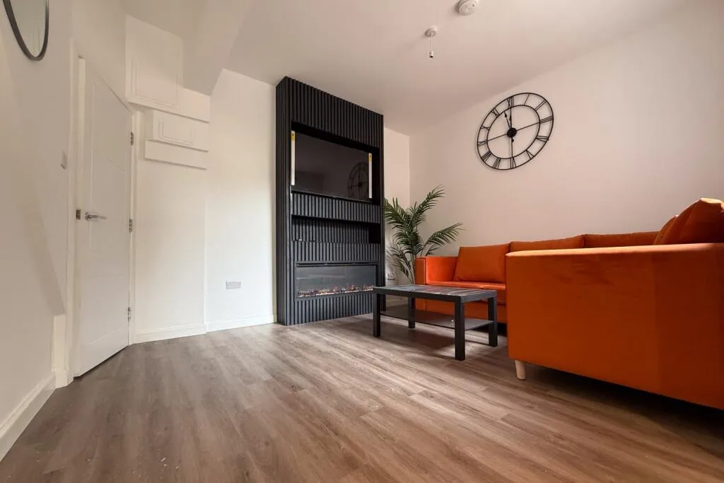 6 bedroom terraced house for rent