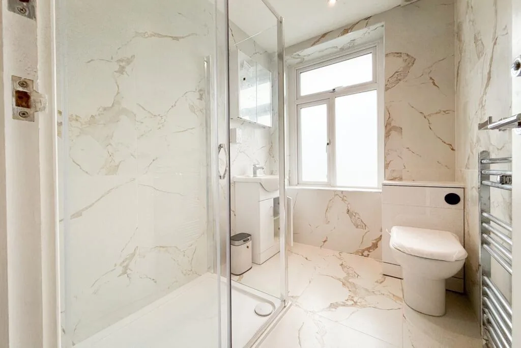 6 bedroom terraced house for rent