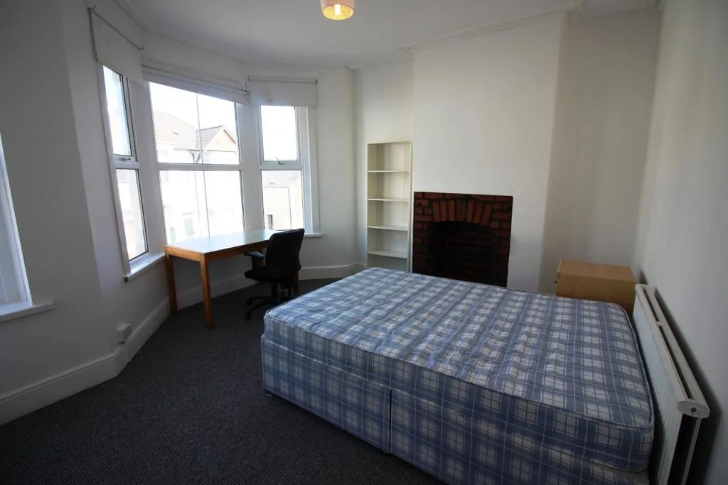 5 bedroom terraced house for rent