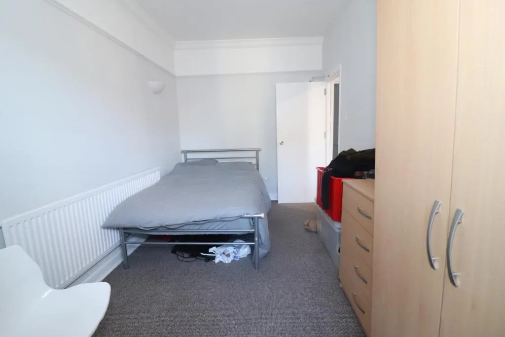 3 bedroom flat for rent
