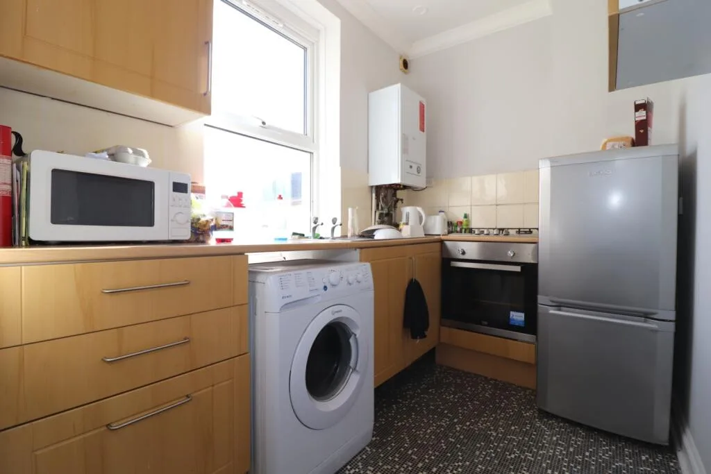3 bedroom flat for rent