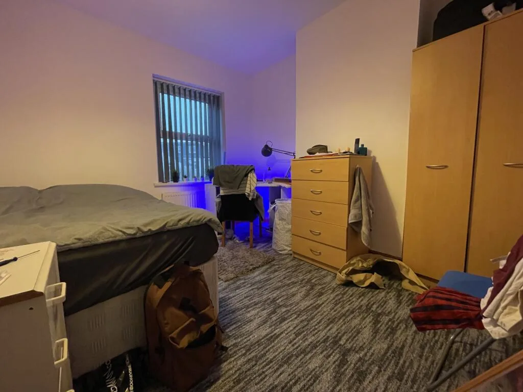 5 bedroom terraced house for rent