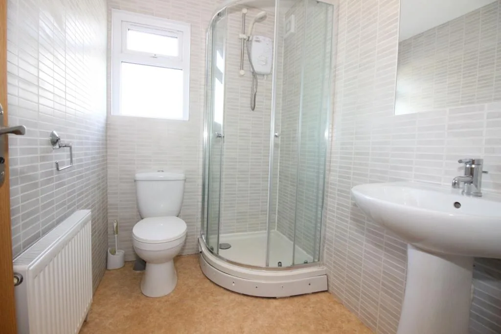 8 bedroom terraced house for rent
