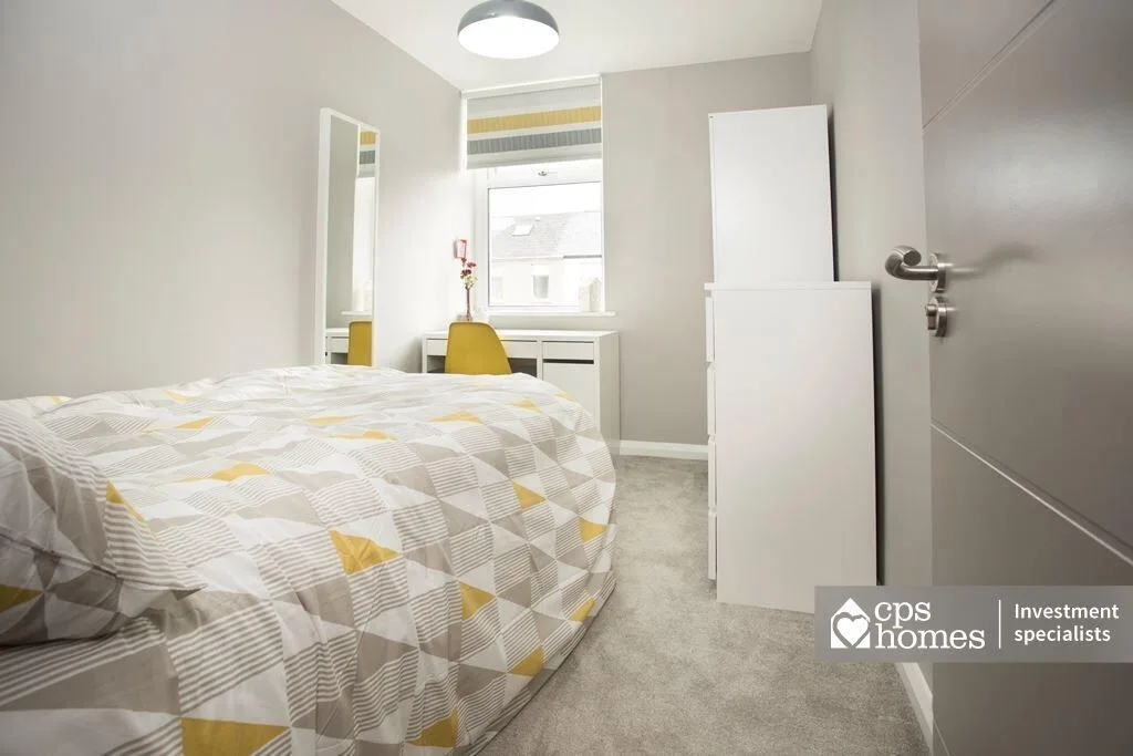 7 bedroom terraced house for rent