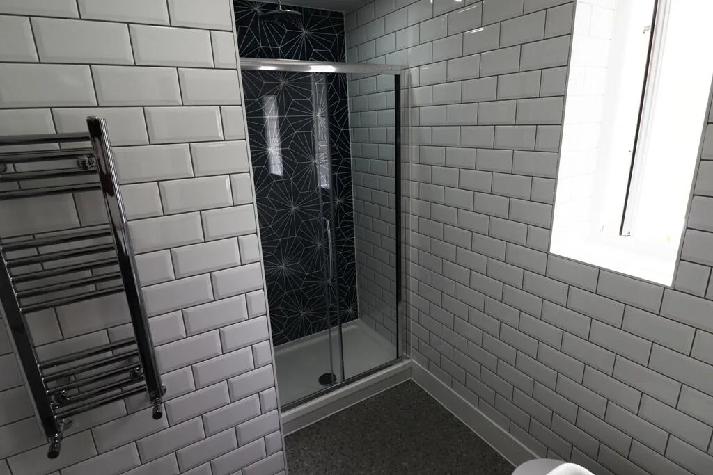 6 bedroom flat for rent