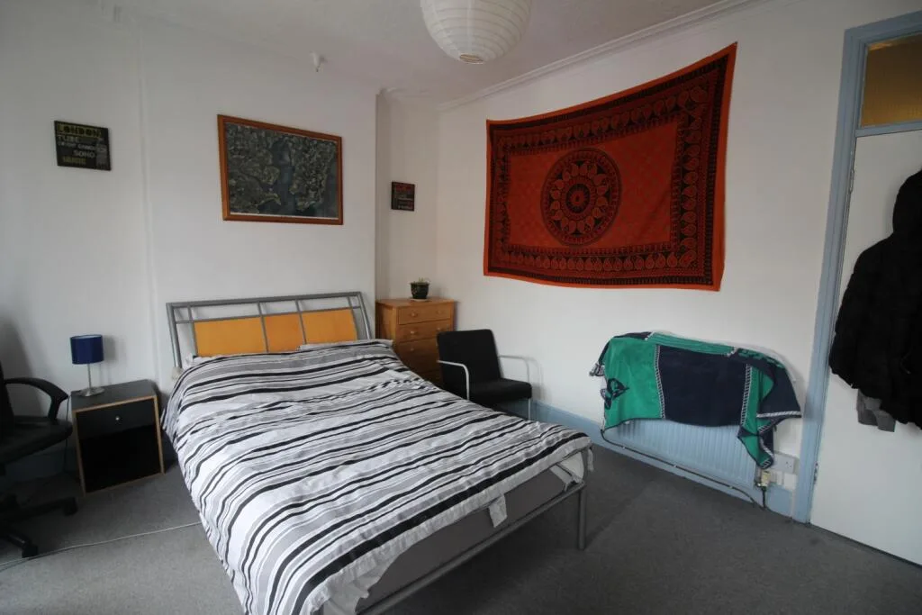 5 bedroom house for rent