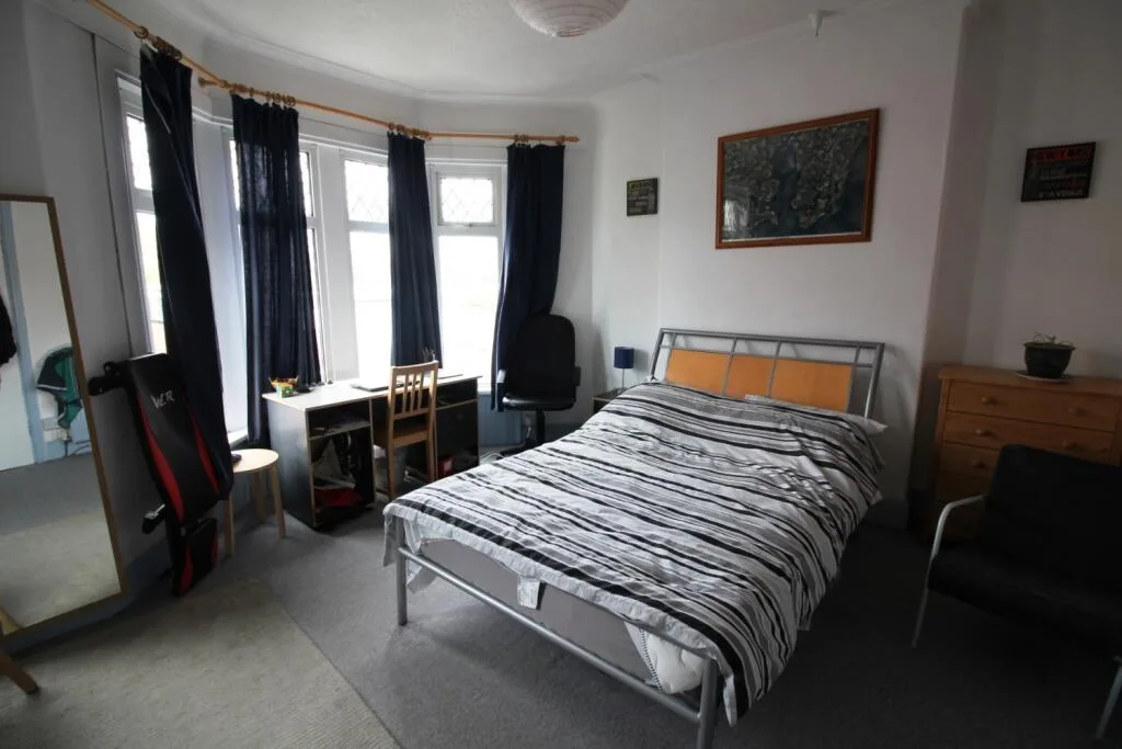 5 bedroom house for rent