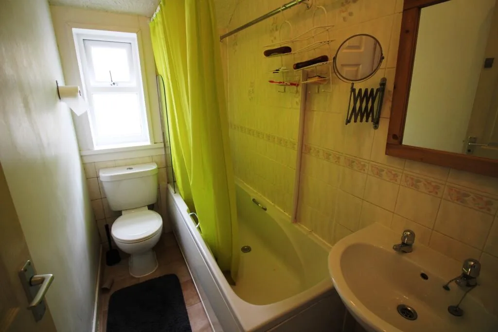 5 bedroom house for rent