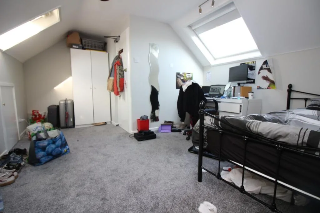 6 bedroom terraced house for rent