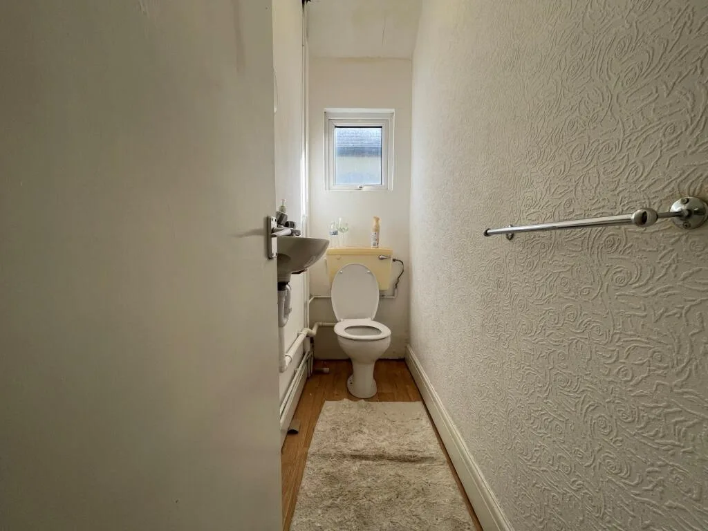 6 bedroom terraced house for rent