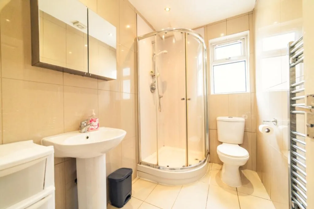 7 bedroom terraced house for rent
