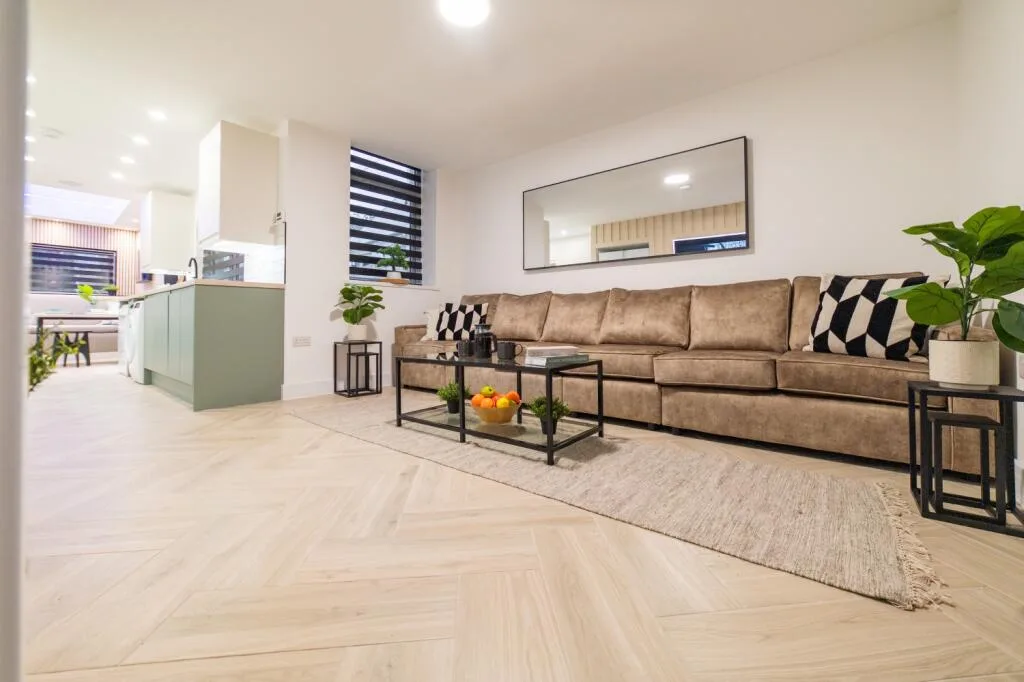 6 bedroom terraced house for rent
