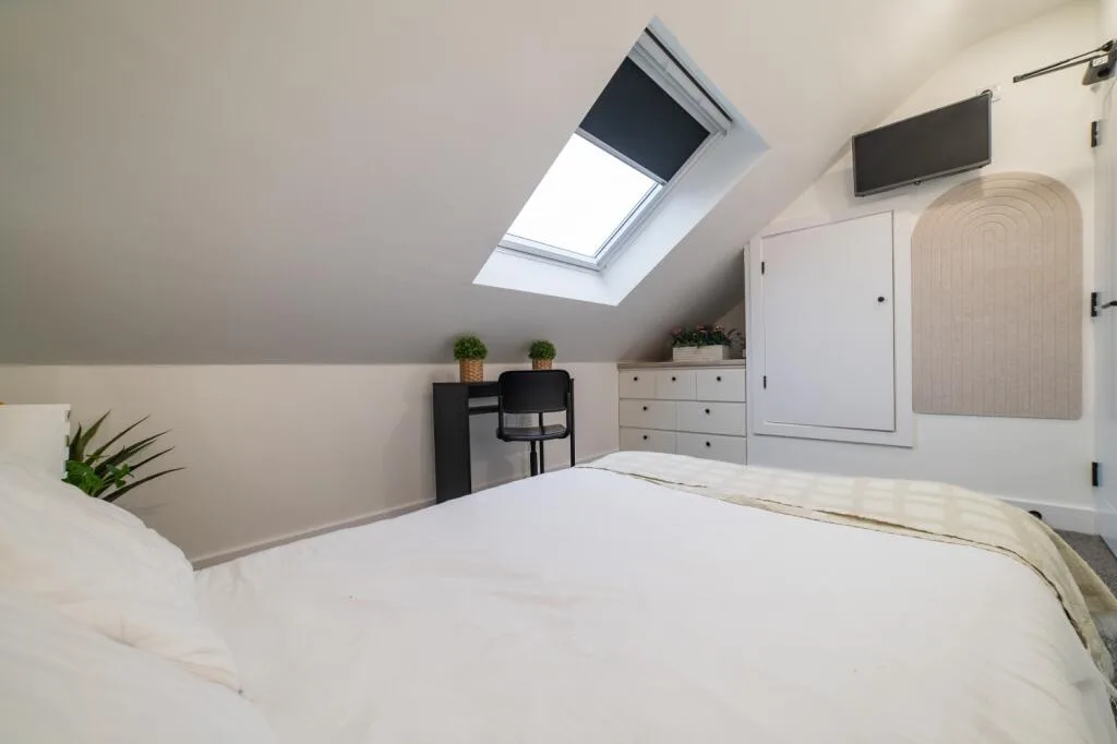 6 bedroom terraced house for rent