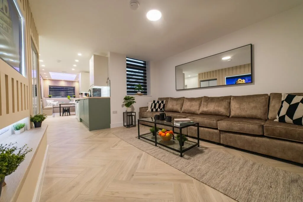 6 bedroom terraced house for rent