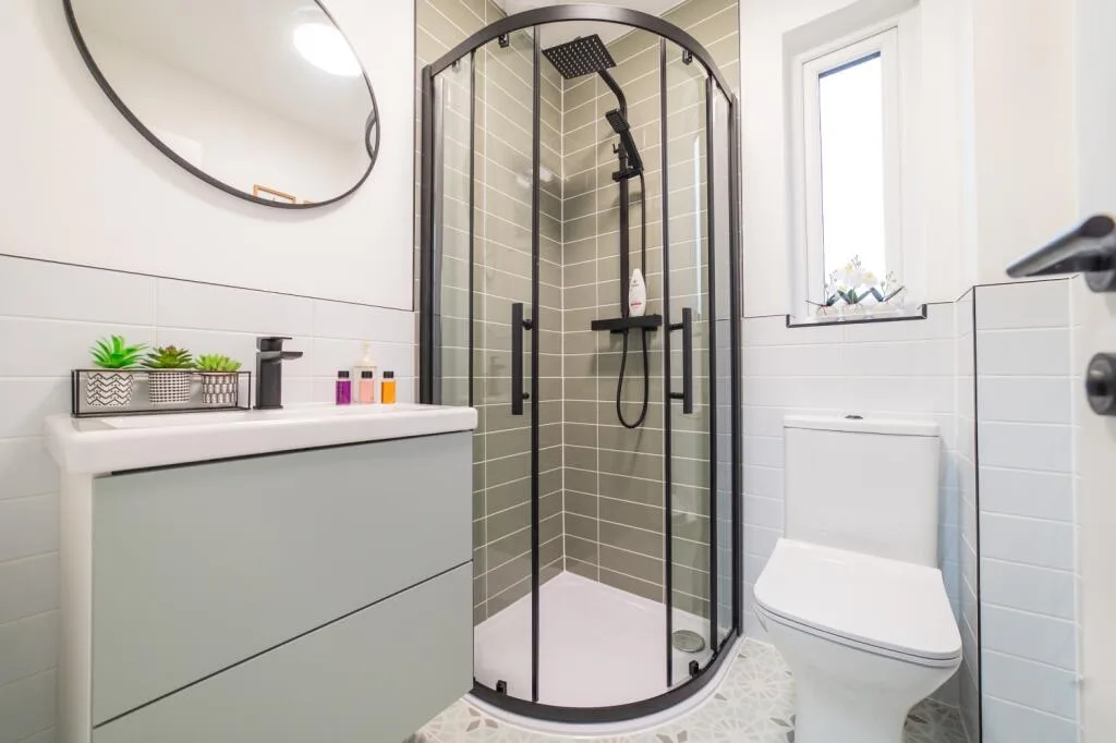 6 bedroom terraced house for rent
