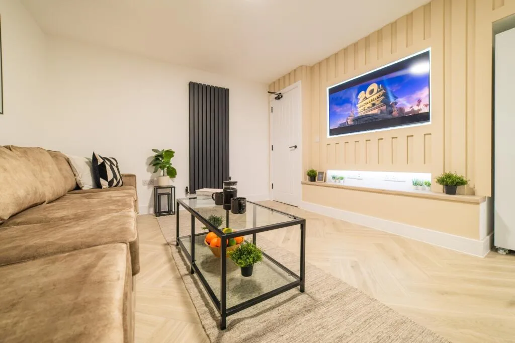 6 bedroom terraced house for rent