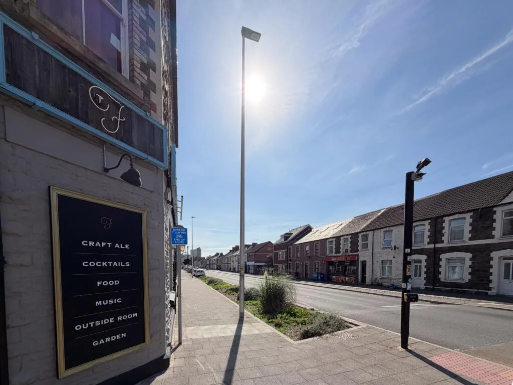 8 bedroom terraced house for rent