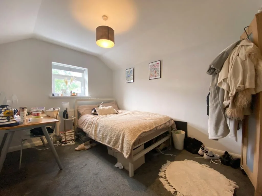 7 bedroom terraced house for rent