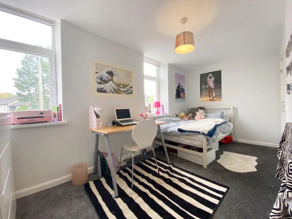 7 bedroom terraced house for rent