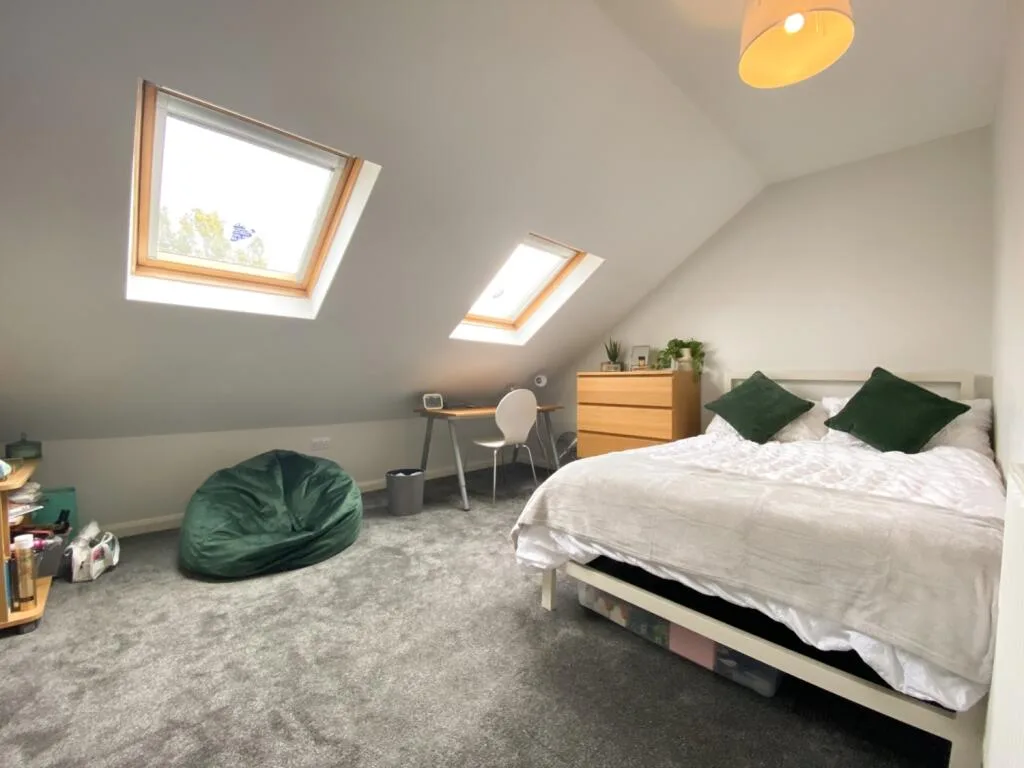 7 bedroom terraced house for rent