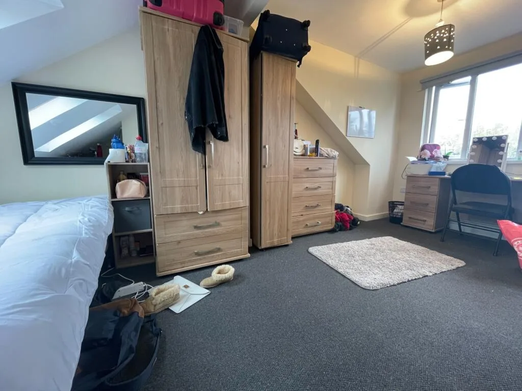 6 bedroom terraced house for rent