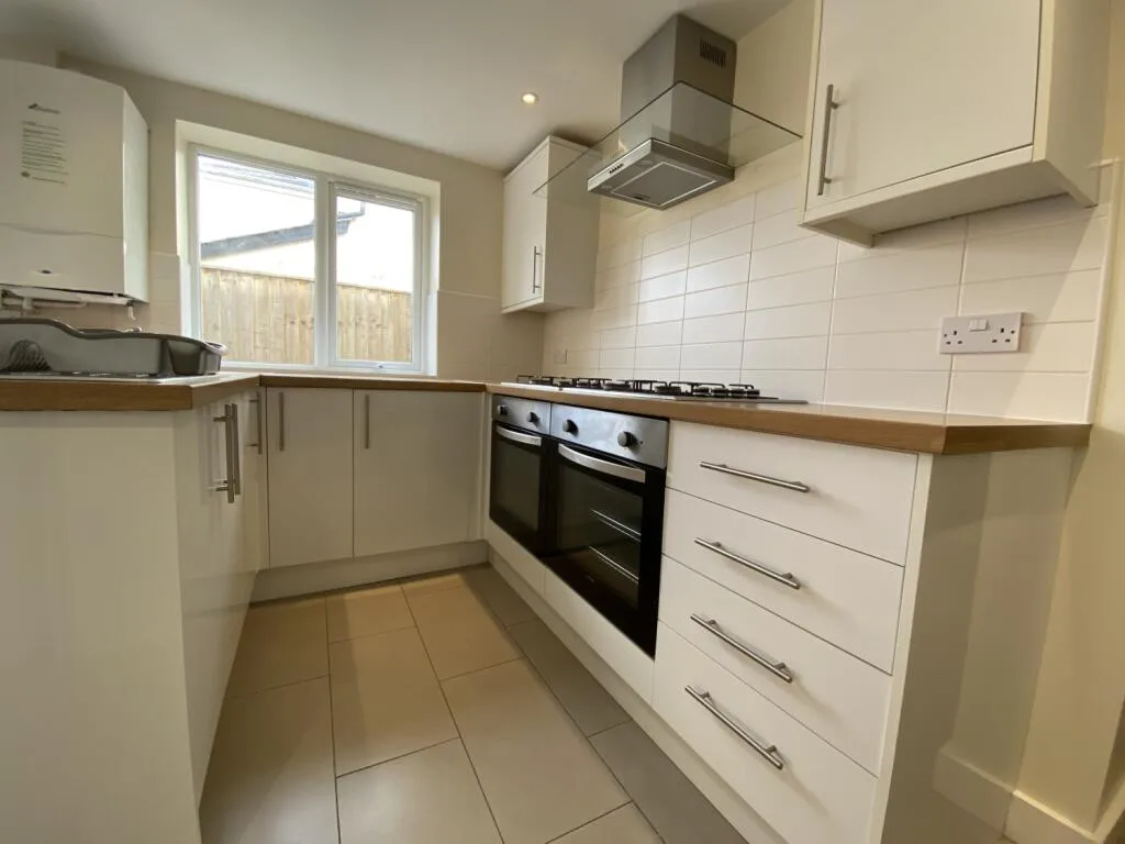 9 bedroom house for rent