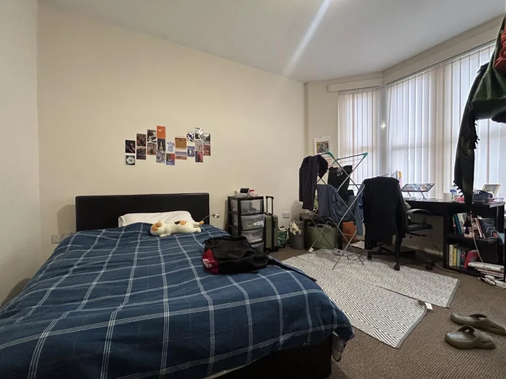 5 bedroom terraced house for rent