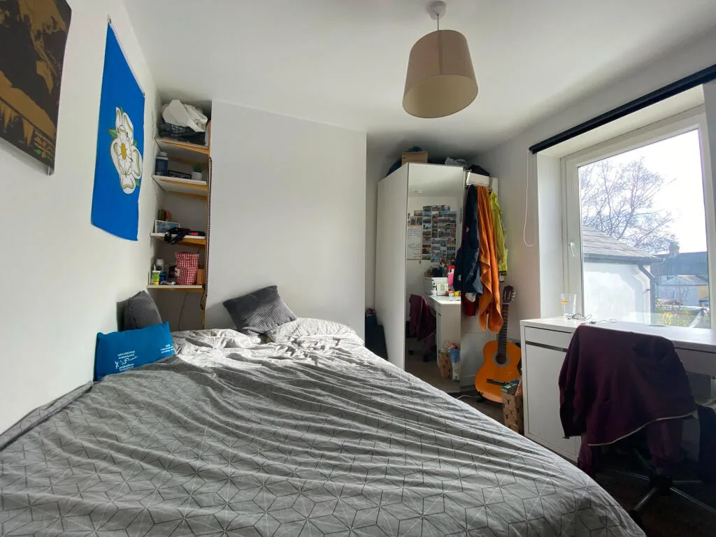 5 bedroom terraced house for rent